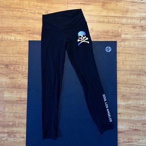 Black Lululemon SoulCycle Los Angeles Align Pant